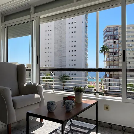 A Un Minuto De La Playa De Levante Benidorm