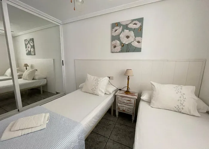 A Un Minuto De La Playa De Levante Appartement