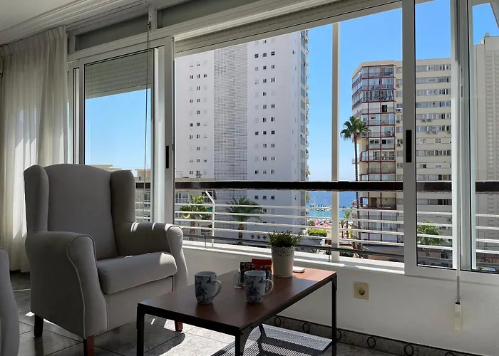 A Un Minuto De La Playa De Levante Benidorm
